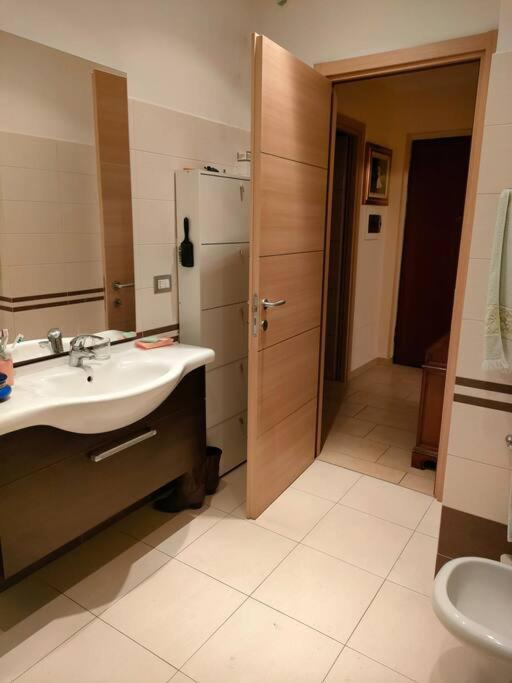 A Casa Di Anri Daire Torino Dış mekan fotoğraf